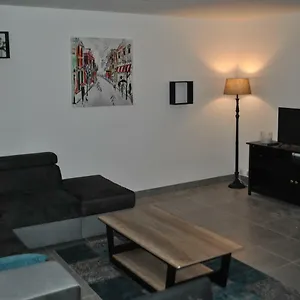 T2 Ou T3 Idéalements Situés Brech